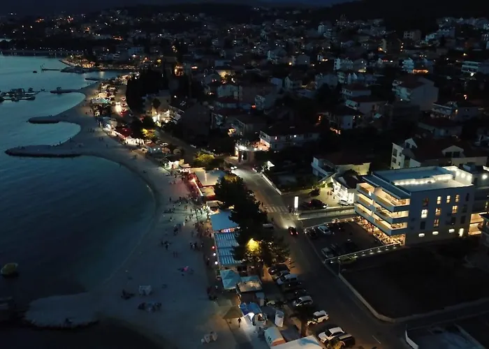 Mia * Τρογκίρ